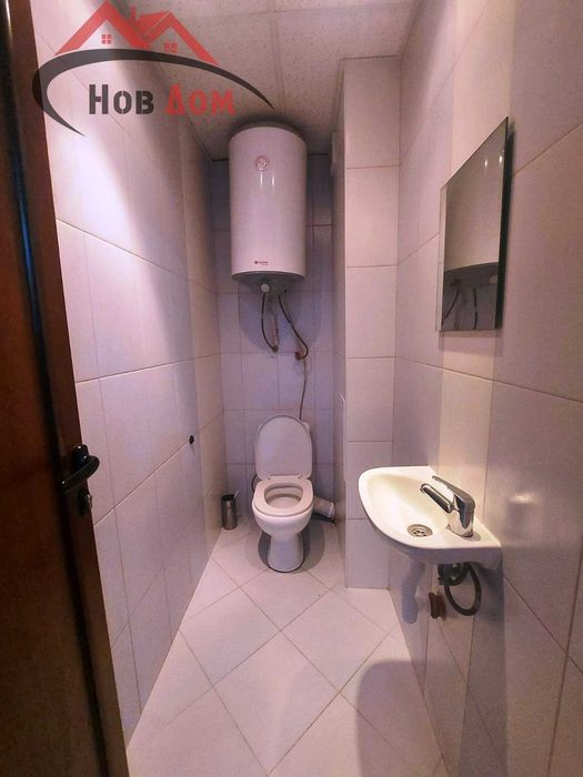 Тристаен в началото на кв. Бузлуджа