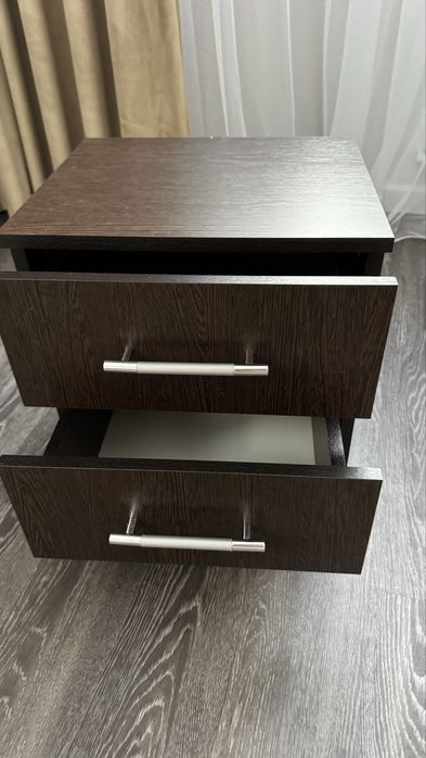 Срочно продам тумбу