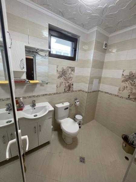 Дава се под наем Двустаен апартамент в Бургас, Изгрев - 65 кв.м за 408 € - Снимка #6