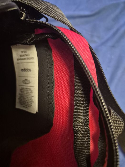 Vand borseta adidas