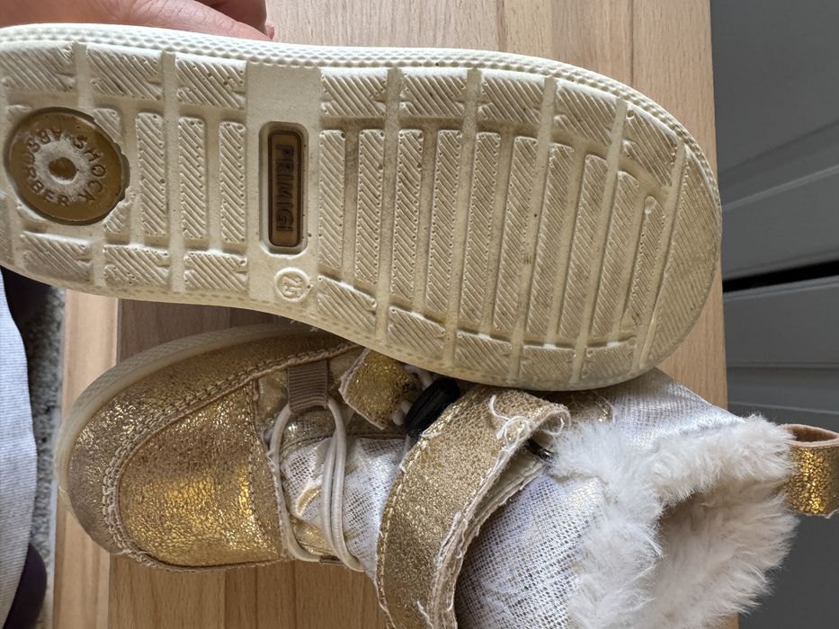 Ghete aurii Primigi marimea 25