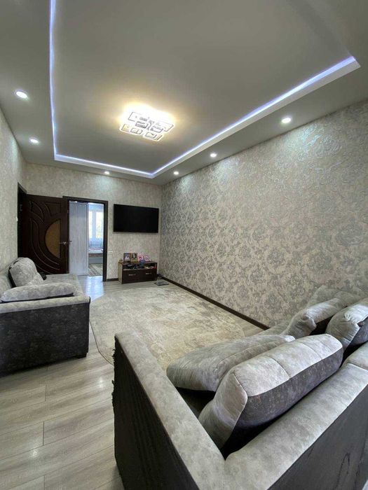 Продаётся 2х комнатная квартира перед. в 3х на Юнусабаде 13 квартале