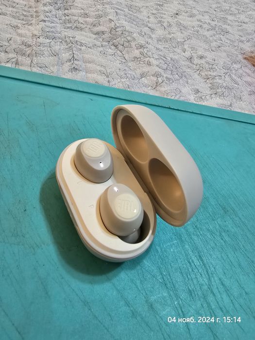 Блютуз наушники JBL