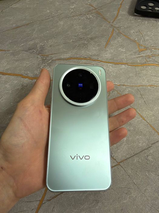 Продам Vivo x200Pro mini 12/256