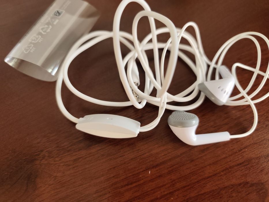 Căști Samsung noi