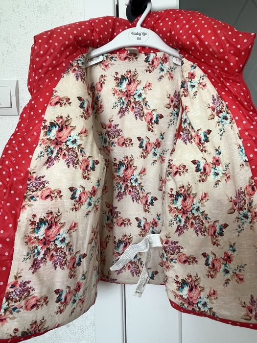 Продам Новую Куртку для Девочки(Осень-Весна)