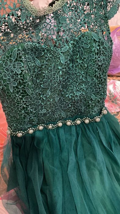 Красивое вечернее платье