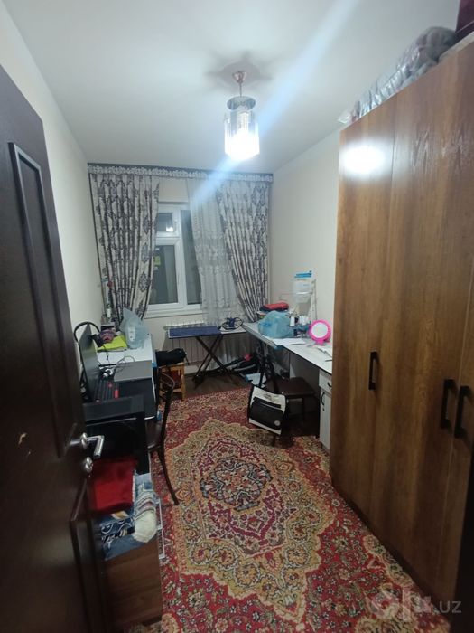 Продам трех комнатную 3/7/7 Новостройка Сергели 7А.