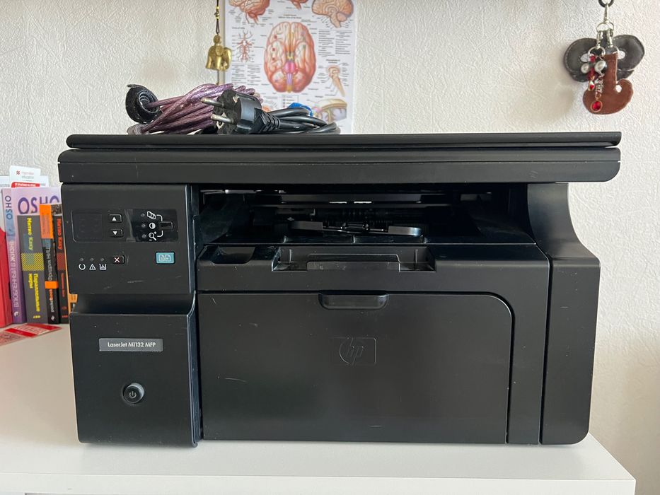Продам принтер МФУ HP LaserJet M1132 MFP