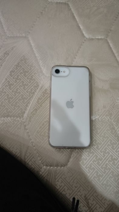 iPhone se 2 128 gb arzoni