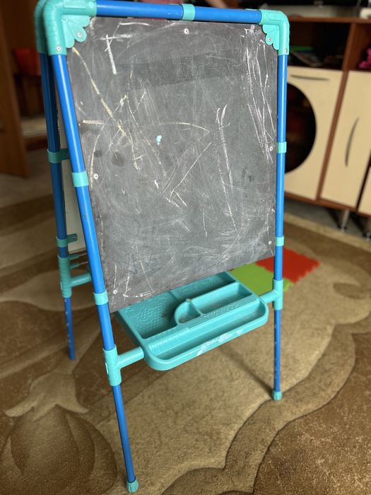 Детский мольберт