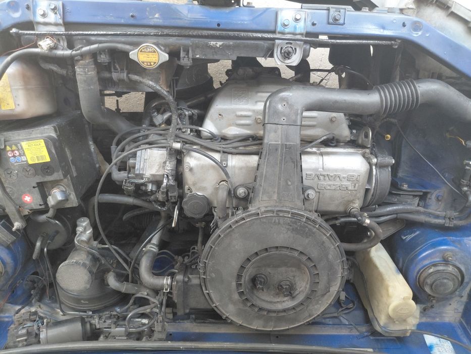 Продам Mazda 121