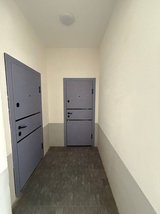 Срочно продаю 1 комнатную квартиру новостройку бектемирском районе