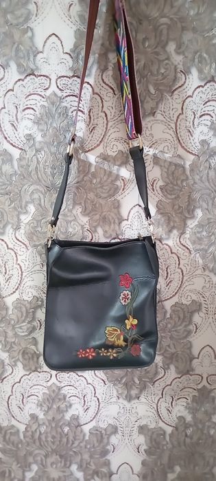 Продам сумки кожаные