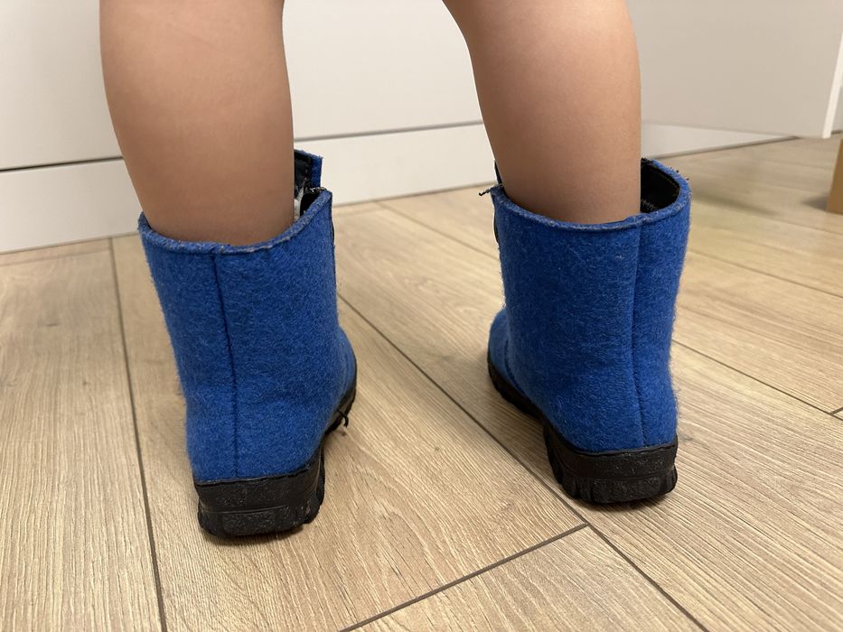 Детские зимние сапожки