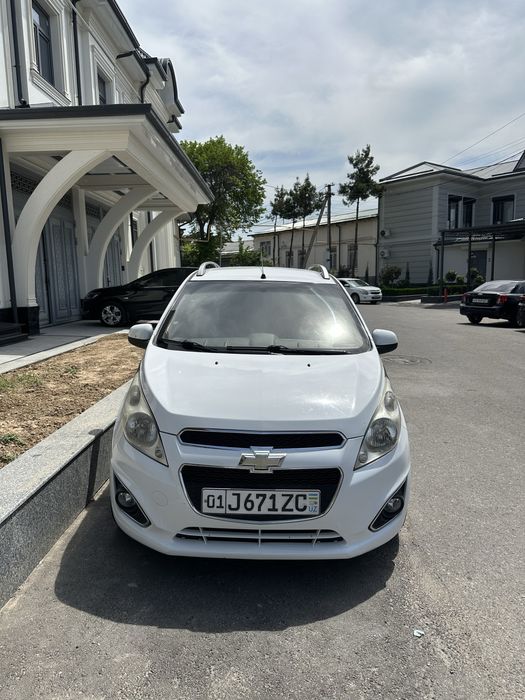 Chevrolet spark avtomobili