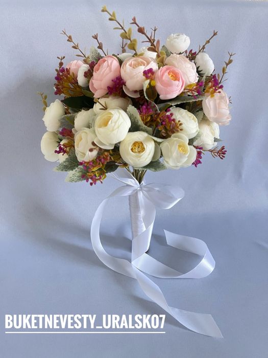 Продам свадебные букеты