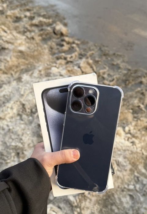 Apple iPhone 15 Pro Max — Тёмно-синий, 256 ГБ