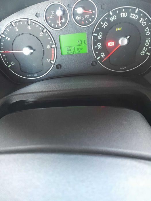 Vând Ford.fiesta 1.2 benzină din 2008.