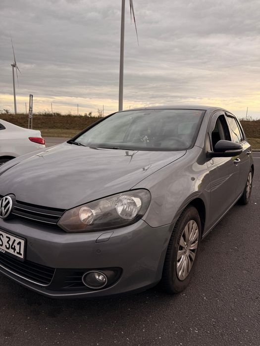 Volkswagen Golf 6 Style 1.6 TDI – 105 CP – 2011