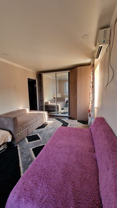 Продам диваны шкафы