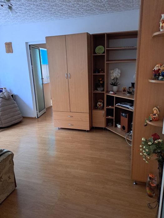 Vand apartament 2 camere
