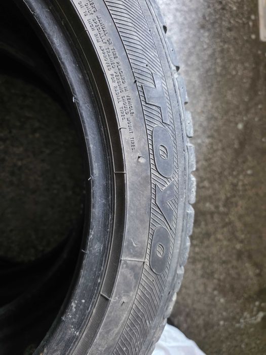 Зимни гуми Toyo Snowprox 235/45/18  цена за комплекта!