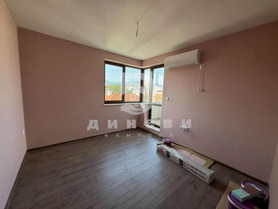 Продава се Тристаен апартамент в Казанлък - 96 кв.м за 1797 €/кв.м - Снимка #5