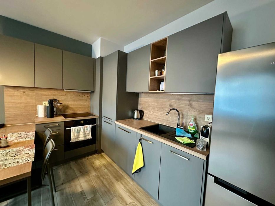 Дава се под наем Двустаен апартамент в София, Витоша - 70 кв.м за 720 € - Снимка #2