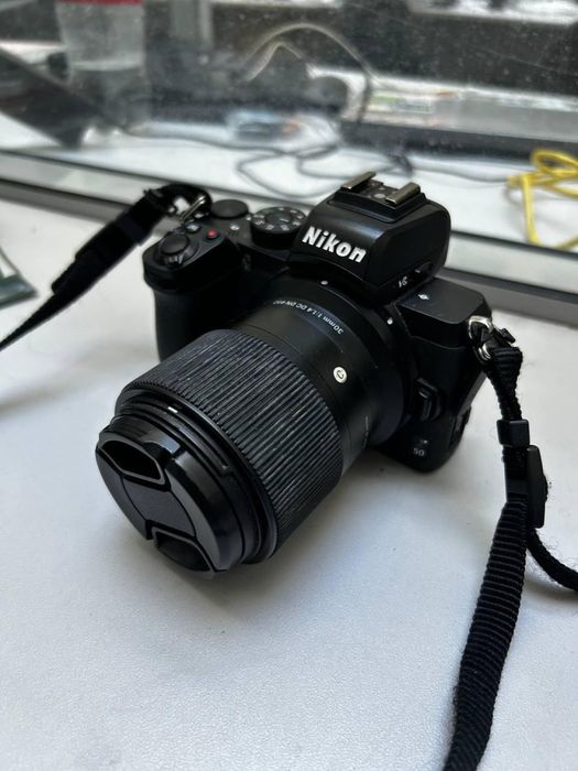 Nikon Z50 Sigma lense 30mm f1.4 Фотоаппарат и Обьектив
