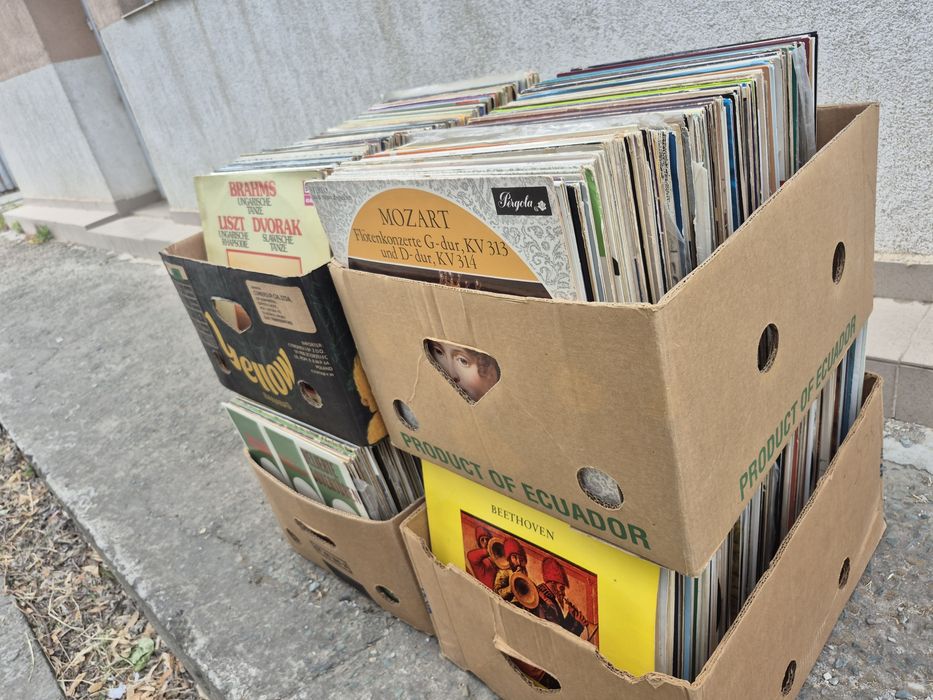 Vând Lot 100 Discuri Vinil colectie muzica clasica mixta