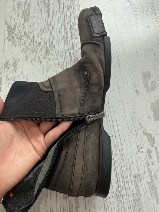 Мъжки боти от естествена кожа