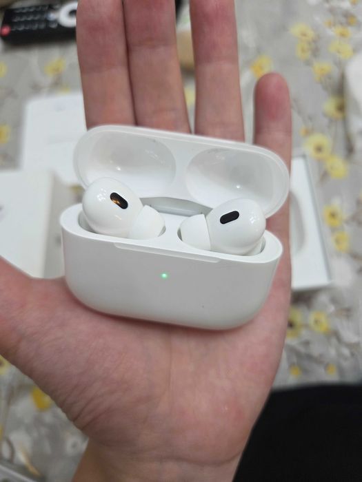 AirPods Pro (2nd generation) with MagSafe Case (USB-C) Model A3047