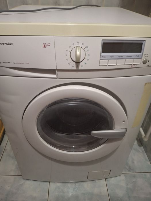 Стиральная машина .