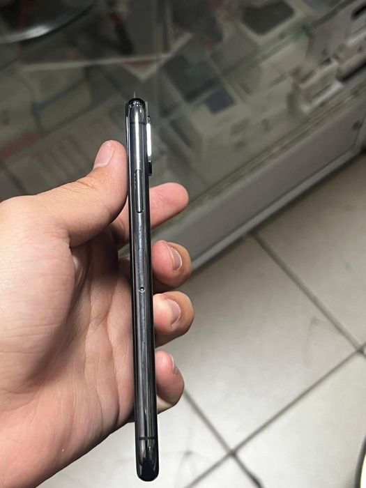 Айфон Xs 64 гб 75 емкость