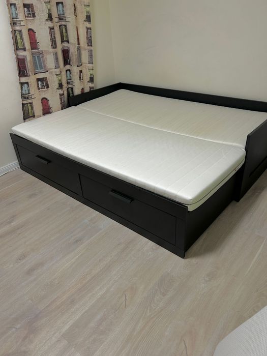 Vand divan ( pat) Ikea Negru