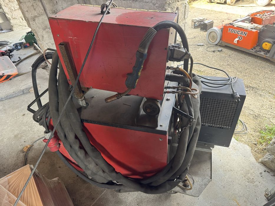 Aparat de sudura industrial cu racire pe lichid