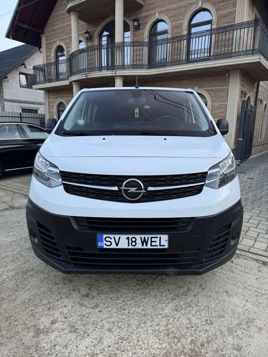 Opel vivaro maxi