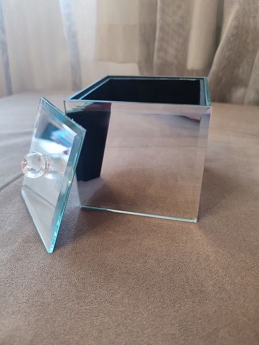 Кутия за бижута JYSK