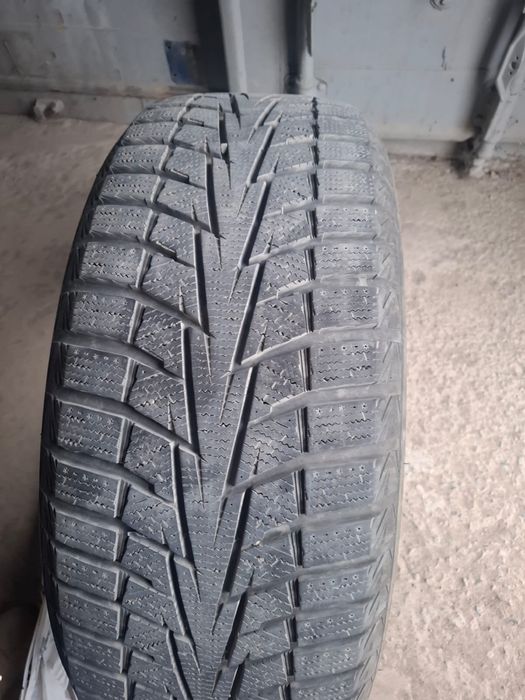 Продам зимние шины липучка hankook