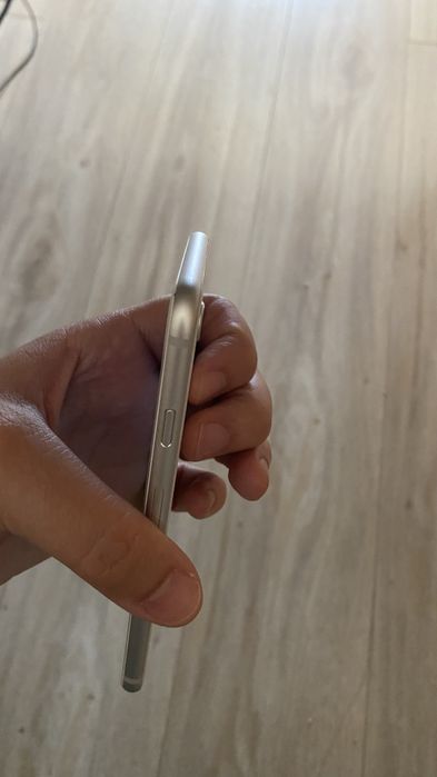 Vand iPhone 8 - 64GB