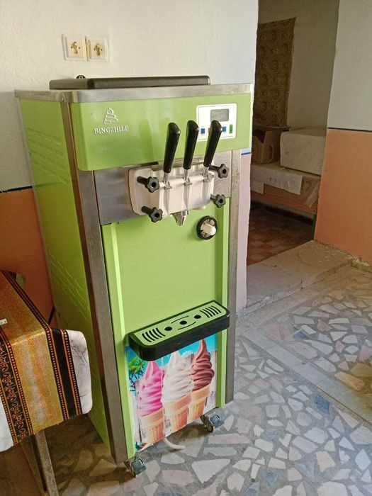 Мороженое аппарат (фризер)