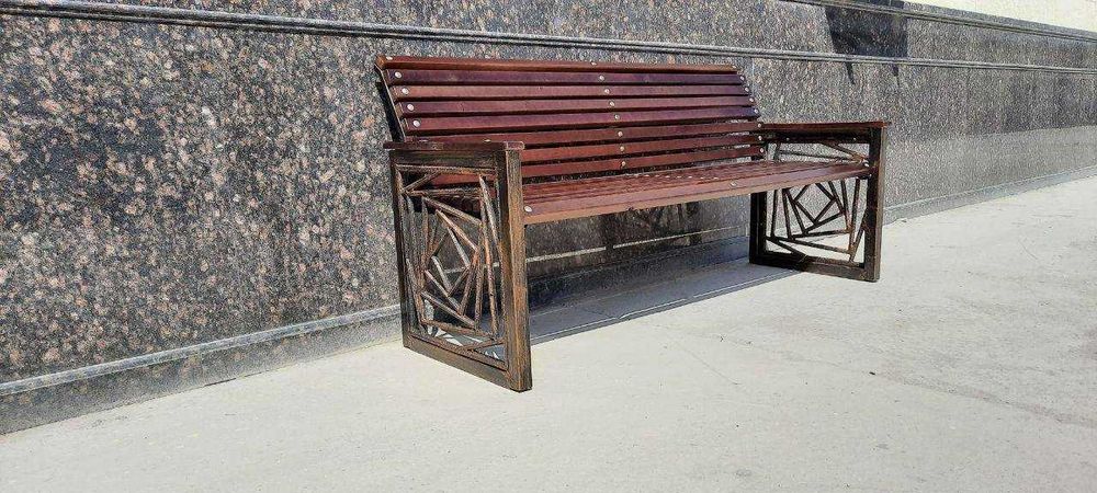 Чугуный скамейка