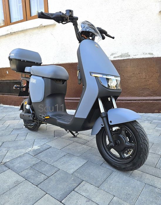 Scuter Electric Moped Fără Permis Saige 800W 20Ah Model 2026