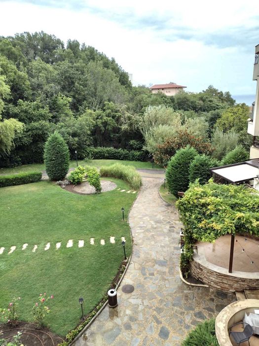 Продава се Тристаен апартамент в Варна, Бриз - 159 кв.м за 2580 €/кв.м - Снимка #6