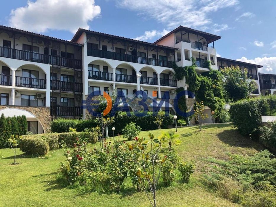 Продава се Двустаен апартамент в Свети Влас - 61 кв.м за 1343 €/кв.м - Снимка #8