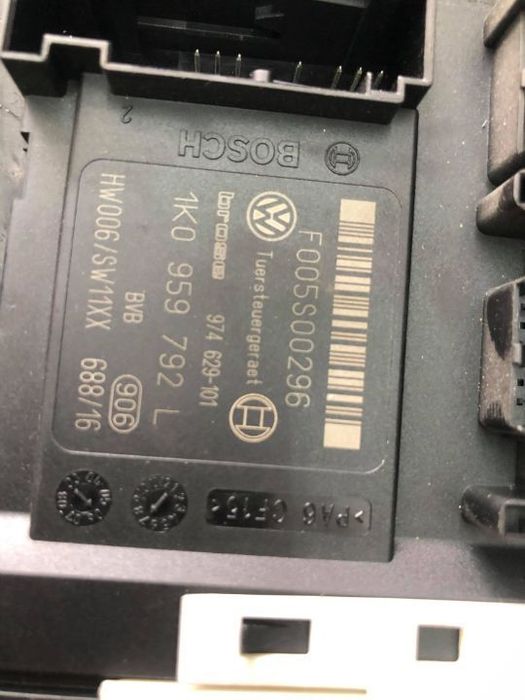 motoras macara usa dreapta fata vw passat b6