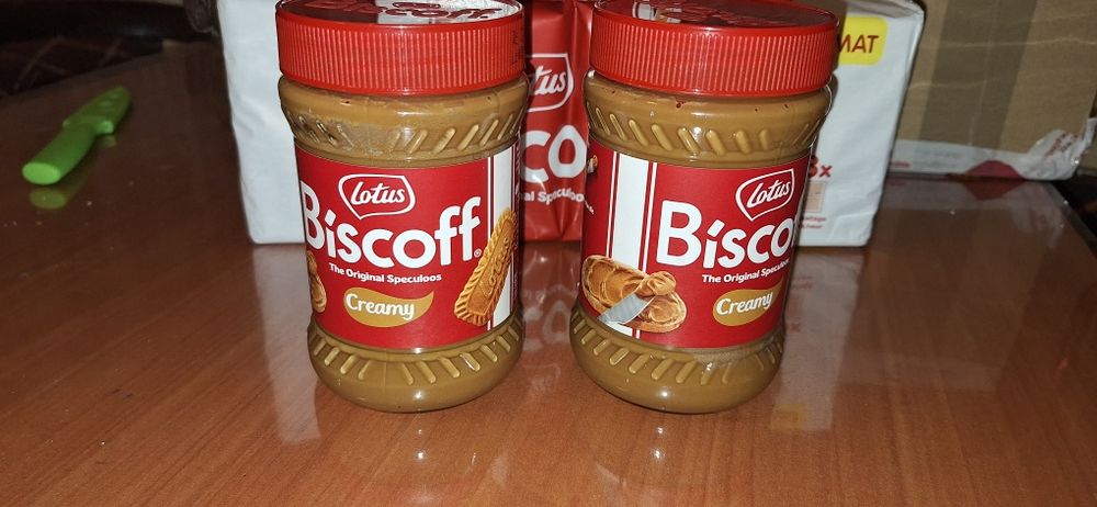 Lotus biscoff crema sau biscuiti