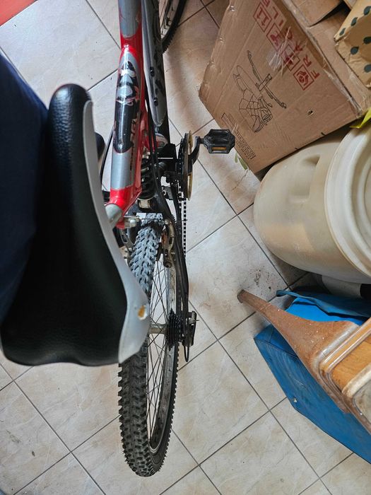 Bicicleta uzata, perfect functionala.