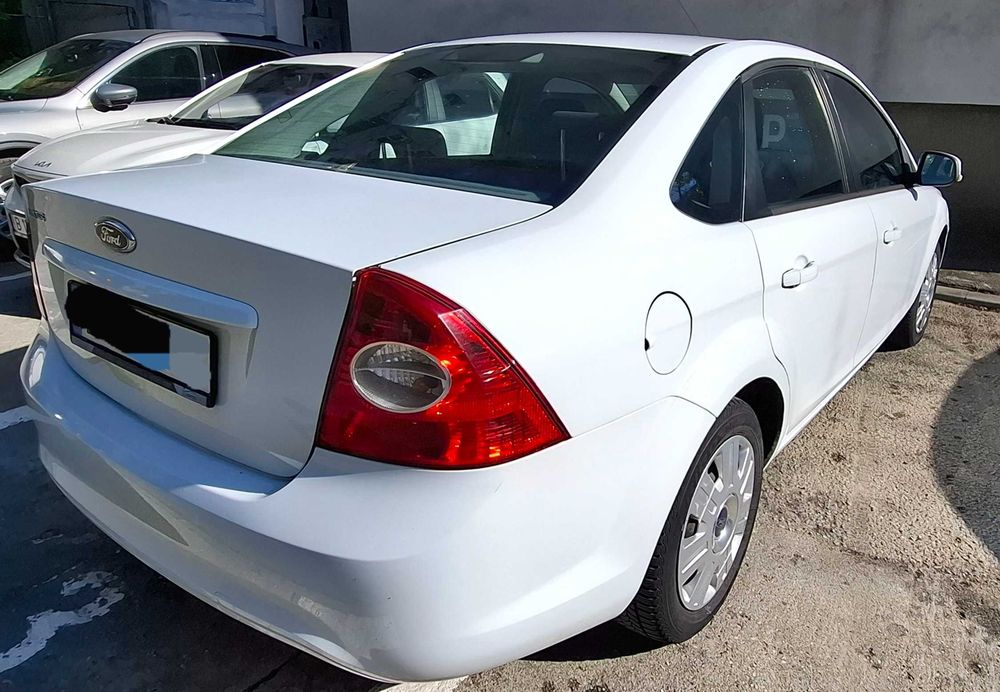 Ford Focus 2 Facelift Benzina 1.6